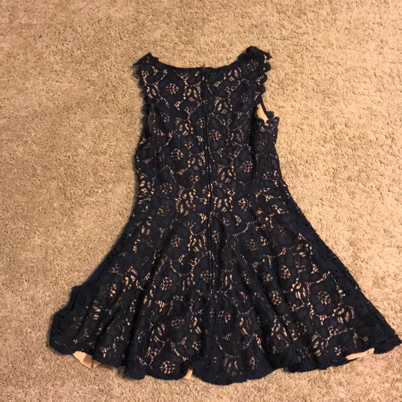lace blue dress - Picture 2 of 2